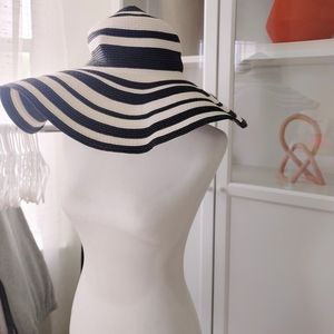 NWT Chico's Black & White Striped Sun Hat